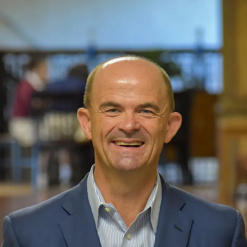 Headshot of Andrew Hart